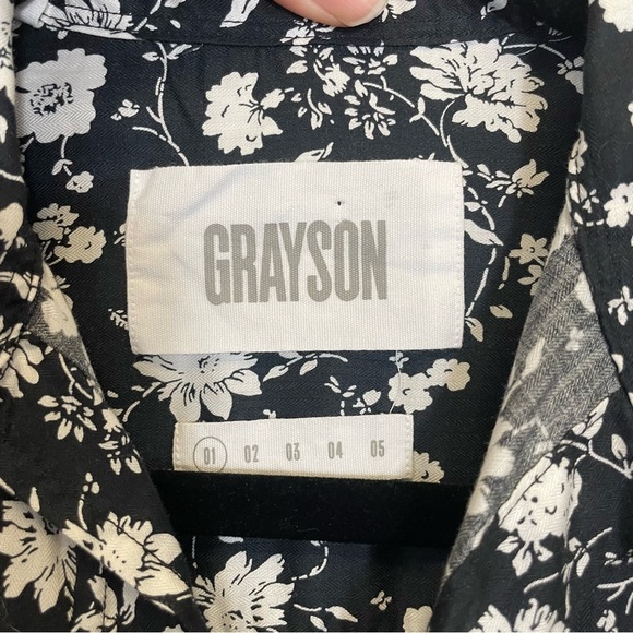 GRAYSON The Hero Black Floral Chambray Long Sleeve Button Down Shirt Size XS - Picture 2 of 10